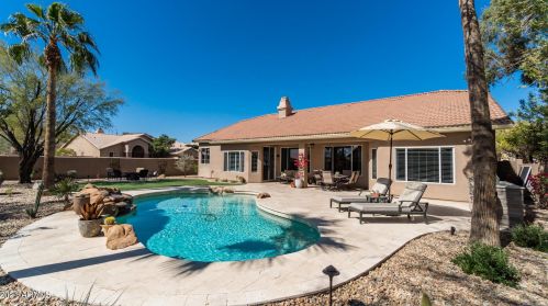 14057 33 St, Phoenix AZ 85032-7201 exterior