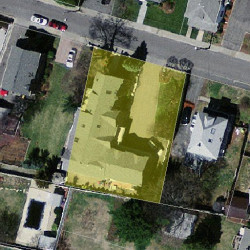 18 Cherry Pl, Newton MA 02465-1506 aerial view