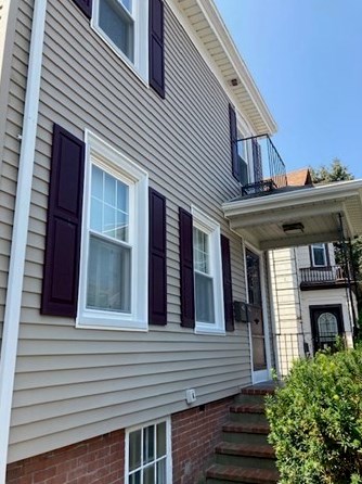 170 Merrimac St, New Bedford MA 02740-5432 exterior