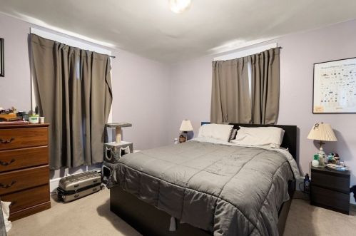 32 Warner St, Gloucester MA 01930-2841 exterior