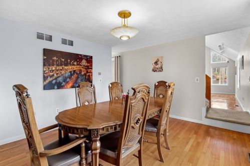 6 Skylar Dr, Southborough MA 01772-1745 exterior