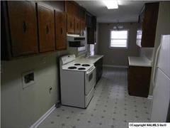 1604 Oshaughnessy Ave, Huntsville AL  35801-2321 exterior