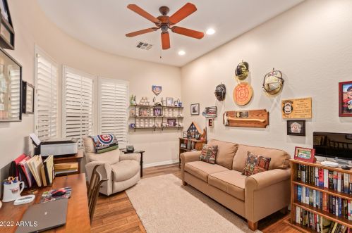 40425 Chase Oaks Way, Phoenix AZ 85086-1888 exterior