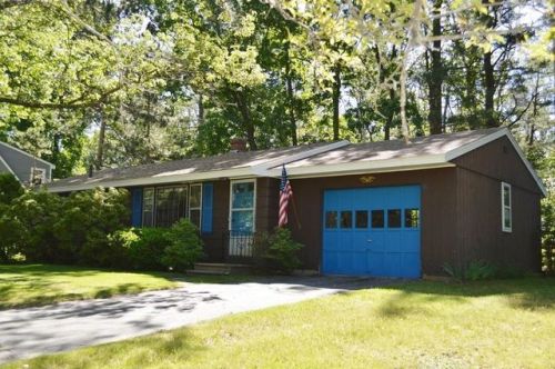 11 Edge St, Ipswich, MA 01938-1109