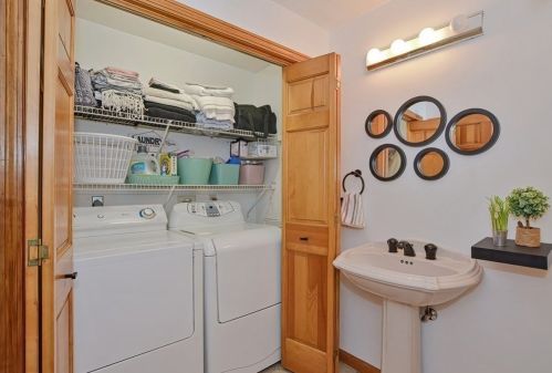 44 Etre Dr, Worcester MA 01604-1408 exterior