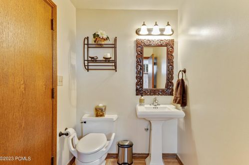 7602 Buckboard Dr, Park City UT 84098-5304 exterior