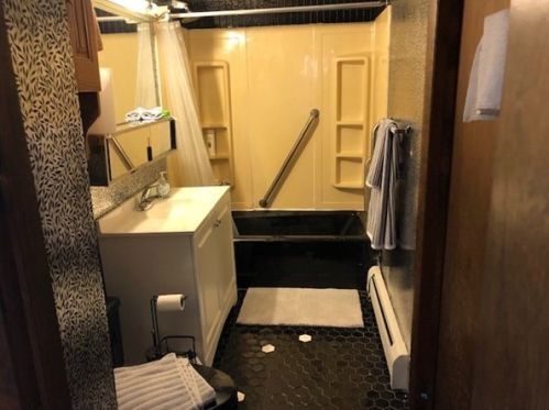 311 Lovell St, Worcester MA 01603-2512 exterior