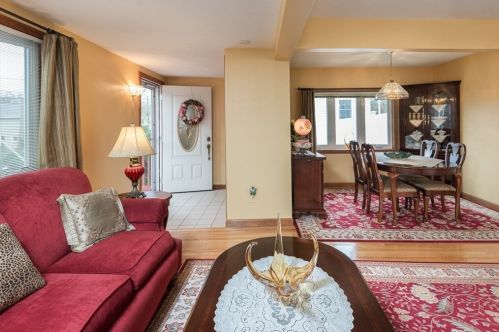 24 Volusia Rd, Hingham MA 02043-3041 exterior