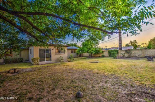 116 El Camino Dr, Phoenix AZ 85051-9123 exterior