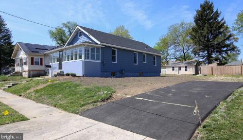 126 Billings Ave, West Deptford NJ  08066-2223 exterior