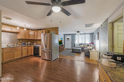 4810 73rd Ave, Phoenix, AZ 85033-1420