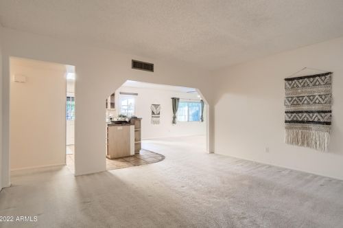 12821 31st St, Phoenix AZ 85008-1127 exterior