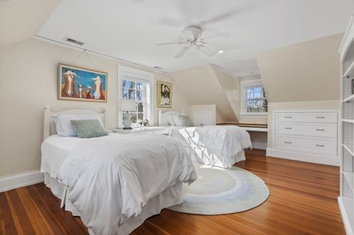 77 Windsor Rd, Newton MA 02468-1504 exterior