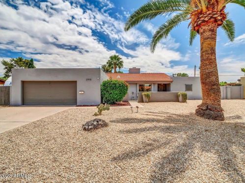 2915 Beryl Ave, Phoenix, AZ 85028-3803