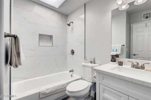 1338 Cholla St, Phoenix AZ  85020-1161 exterior