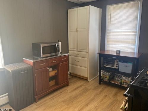 25 Columbus Ave, Belleville NJ 07109-2018 exterior