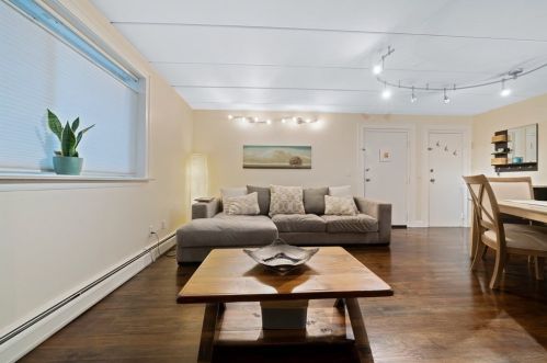 287 Commercial St, Braintree, MA 02184-5304