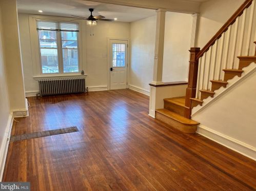 419 Markle St, Philadelphia PA  19128-3606 exterior