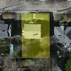 71 Clinton Pl, Newton MA  02459-1117 aerial view