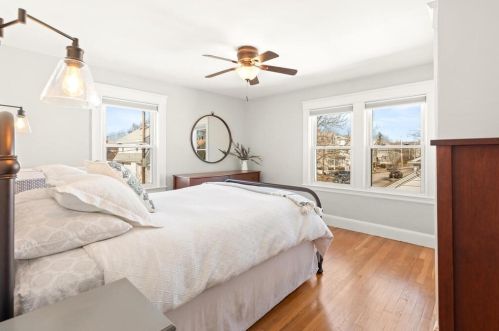 34 Winthrop St, Milton MA 02186-1546 exterior