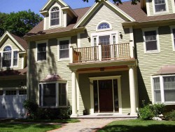106 Hartman Rd, Newton, MA 02459-2854