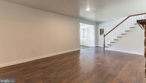 720 Carter Ave, West Deptford NJ  08096-1468 exterior