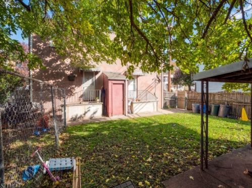 209 William St, Belleville NJ  07109-2422 exterior