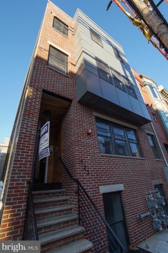 722 16th St, Philadelphia, PA 19130-2924