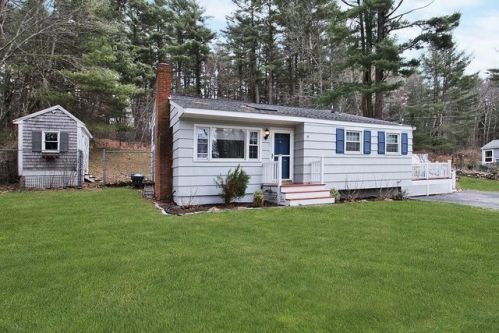 305 South St, Hingham MA  02061-2423 exterior