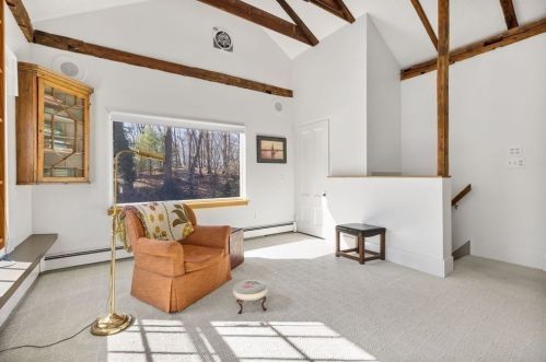 550 Beacon St, Newton MA 02459-2024 exterior