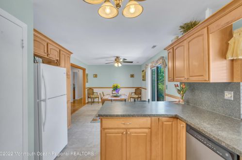 2 Neal St, Jackson Twp NJ exterior