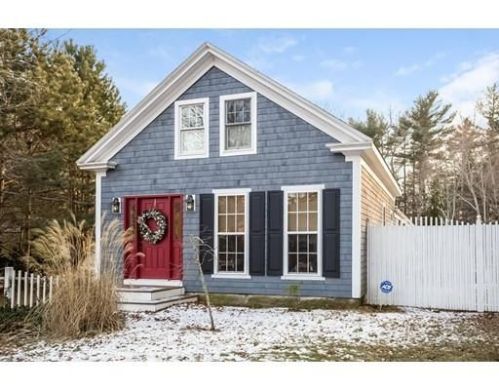 1 Lincoln Hill Ter, Wareham, MA 02571-1486