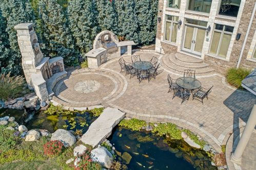 325 63rd St, Willowbrook IL 60527-2147 exterior