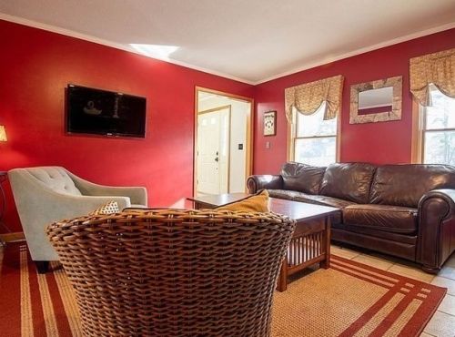 25 Mockingbird Ln, Montgomery MA 01085-1700 exterior