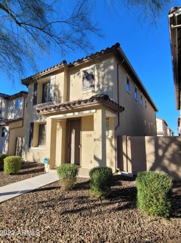 7330 Cambridge Ave, Phoenix, AZ 85035-1337