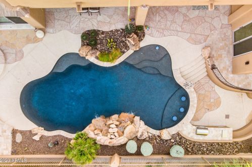 22843 54th St, Phoenix AZ  85054-7199 exterior