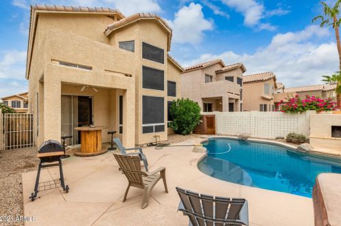 15221 14 Pl, Phoenix AZ 85014-5111 exterior