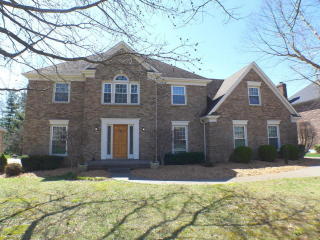 8920 Willow Springs Dr, Louisville KY  40242-7647 exterior