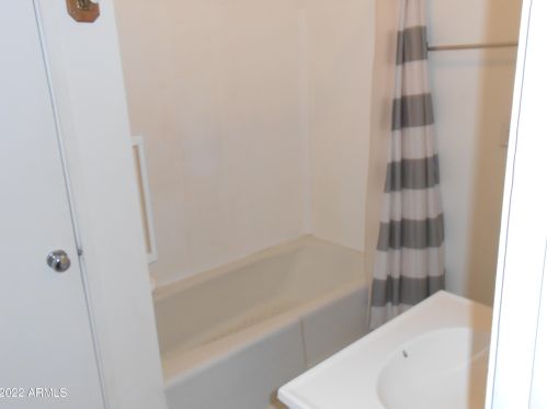 8822 6 Pl, Phoenix AZ 85024-1620 exterior