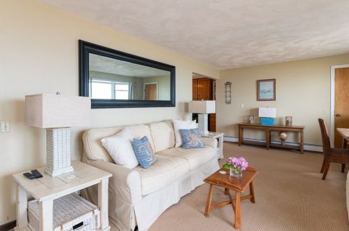 3 11th St, Newbury MA 01951-1917 exterior