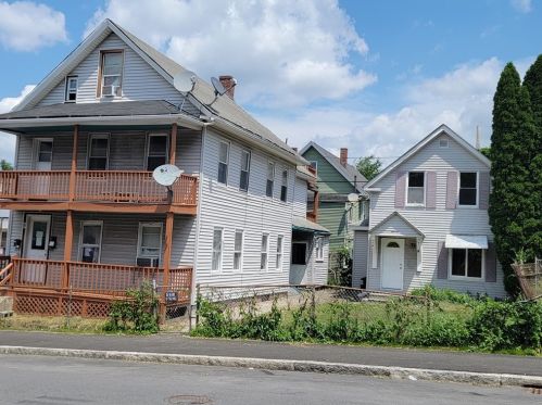 9 Barclay St, Worcester MA 01604-4234 exterior