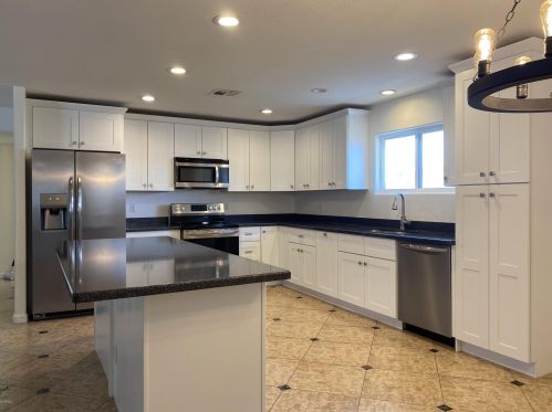 3704 Country Gables Dr, Phoenix AZ  85053-4643 exterior