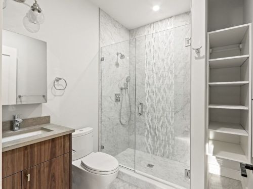 1056 Greendale Ave, Needham MA 02492-4726 exterior