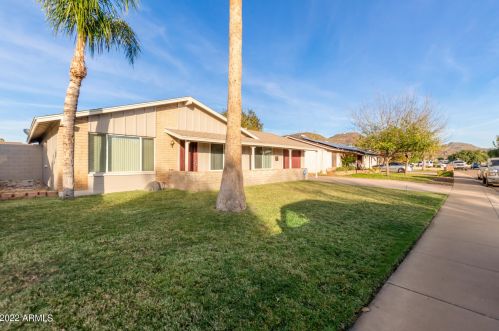 2328 Altadena Ave, Phoenix AZ 85029-3402 exterior