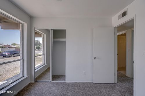 3101 75 Dr, Phoenix AZ 85033-3704 exterior