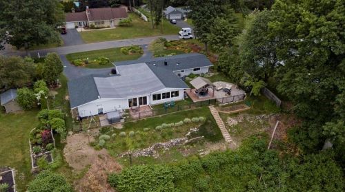 95 Llewellyn Dr, Montgomery MA 01085-2513 exterior