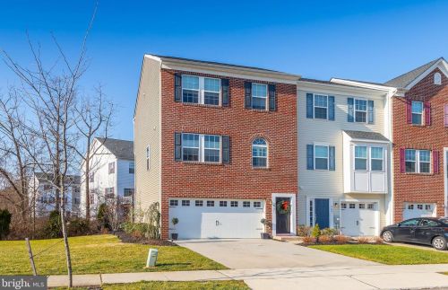 401 Dogwood Dr, West Deptford, NJ 08096-5560