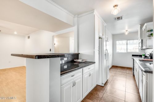 1611 Fairmount Ave, Phoenix AZ 85016-6900 exterior