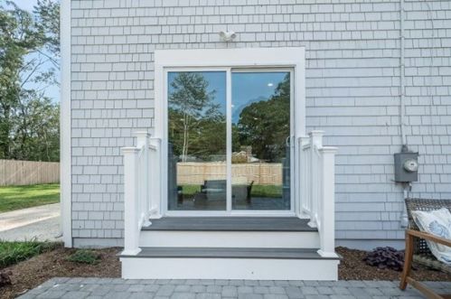 15 Sidney Rd, Harwich MA  02645-1223 exterior