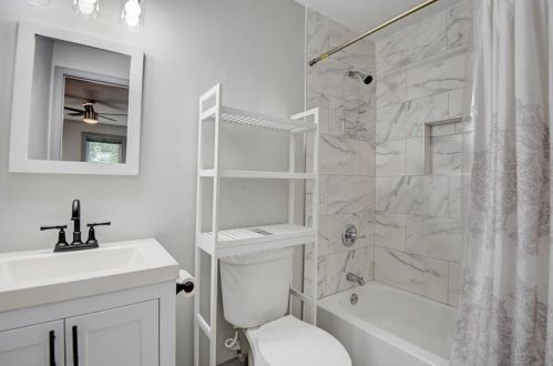 99 Holly Rd, Atlanta GA 30314-2002 exterior